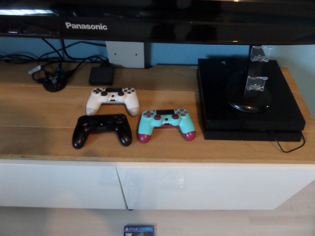 Playstation 4, Spelcomputers en Games, Spelcomputers | Sony PlayStation 4, Ophalen, Zo goed als nieuw, Met 1 controller, Slim