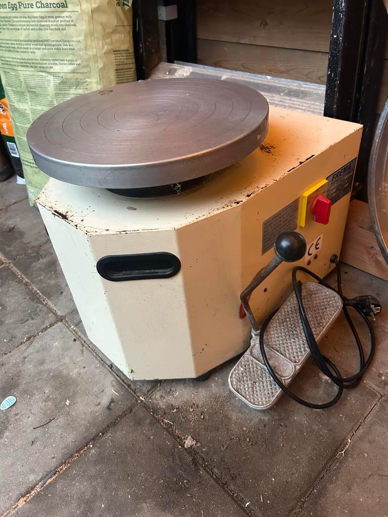 Frema draaischijf voor keramiek en pottenbakken, Hobby en Vrije tijd, Pottenbakken, Ophalen, Gebruikt