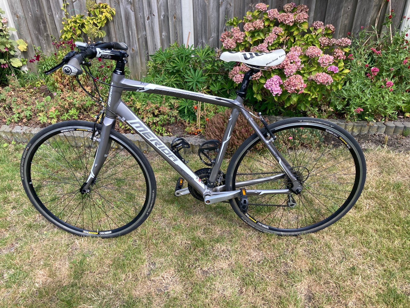 Merida Speeder T1, 28 inch, Gebruikt, Velgrem, Meer dan 20 versnellingen