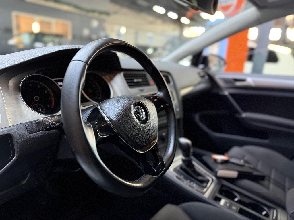 Volkswagen Golf 1.4 TSI DSG R-Line! 97DKM! Xenon! Maxton!, Automaat, 4 cilinders, 1290 kg, Origineel Nederlands