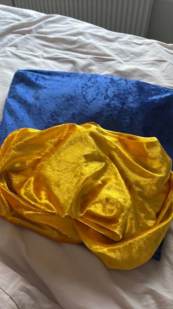 Glans stof voor Pietenpakje, Blauw, 120 cm of meer, 200 cm of meer, Ophalen of Verzenden