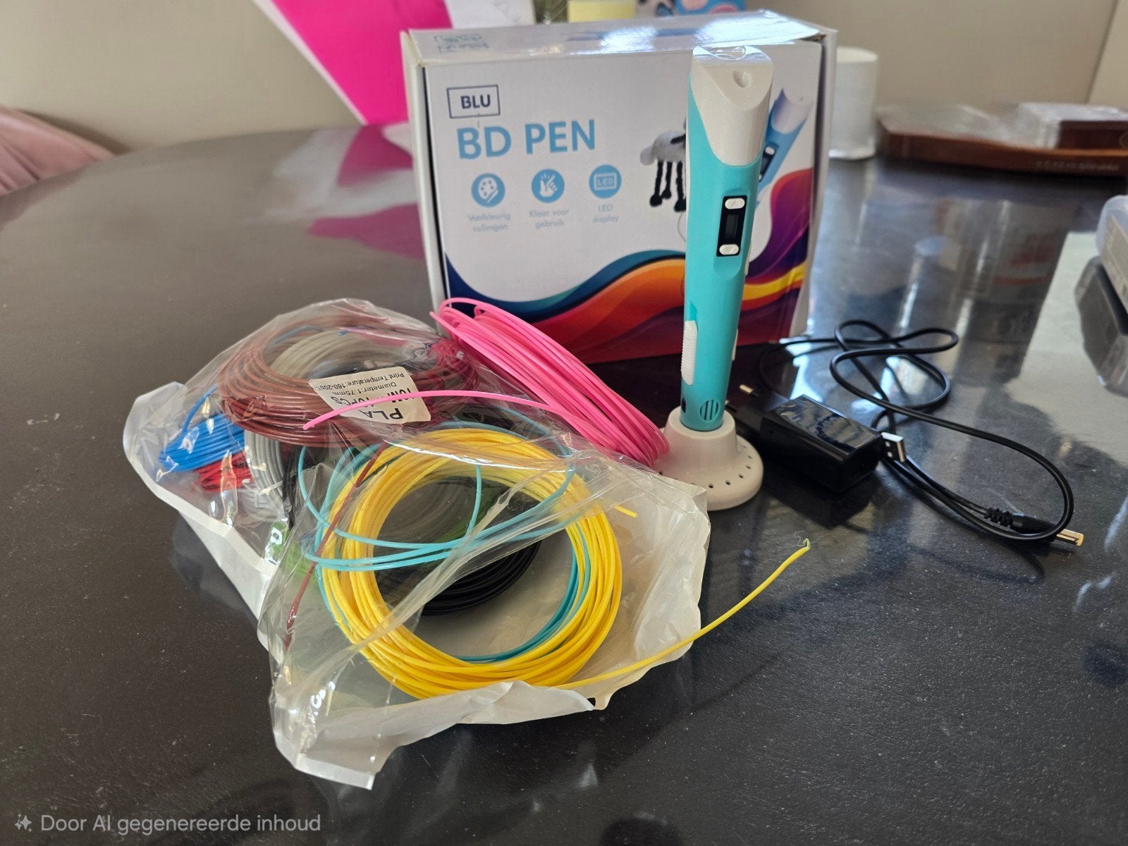 BLU 3D Pen met filament - weinig gebruikt, Computers en Software, 3D Printers, Ophalen of Verzenden