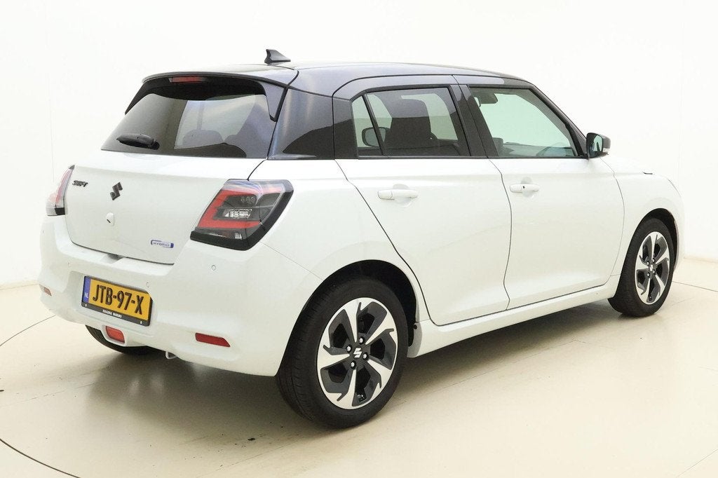 Suzuki Swift 1.2 Style Smart Hybrid | Navigatie | Cruise con, Voorwielaandrijving, Stof, 894 kg, Origineel Nederlands
