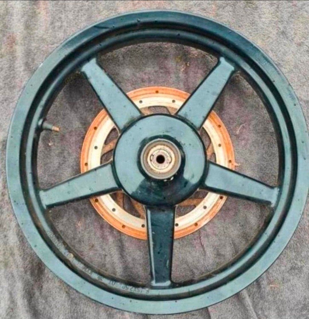 Voorwiel / velg Kymco people s €30

Vaste prijs

Zie ook mij, Ophalen of Verzenden, Gebruikt, Overige typen