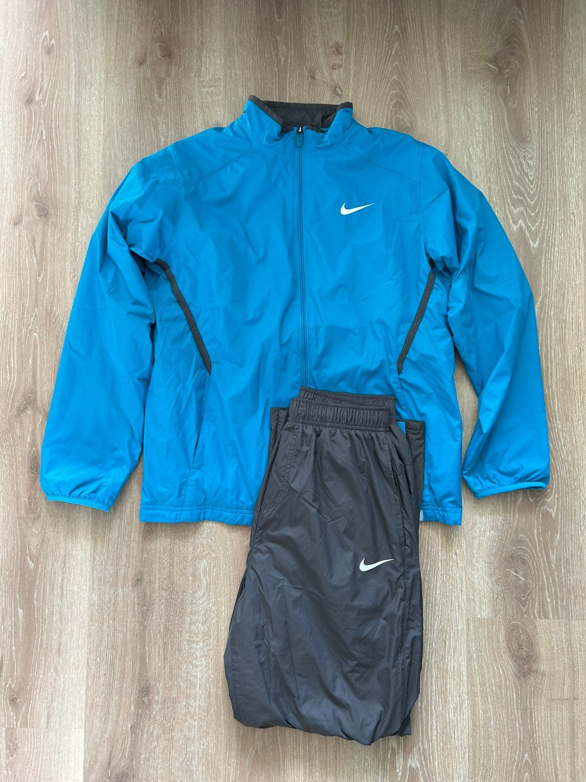 Vintage Nike blauw grijs trainingspak  Maat 158-170/XS, Blauw, Ophalen of Verzenden, Zo goed als nieuw, Nike