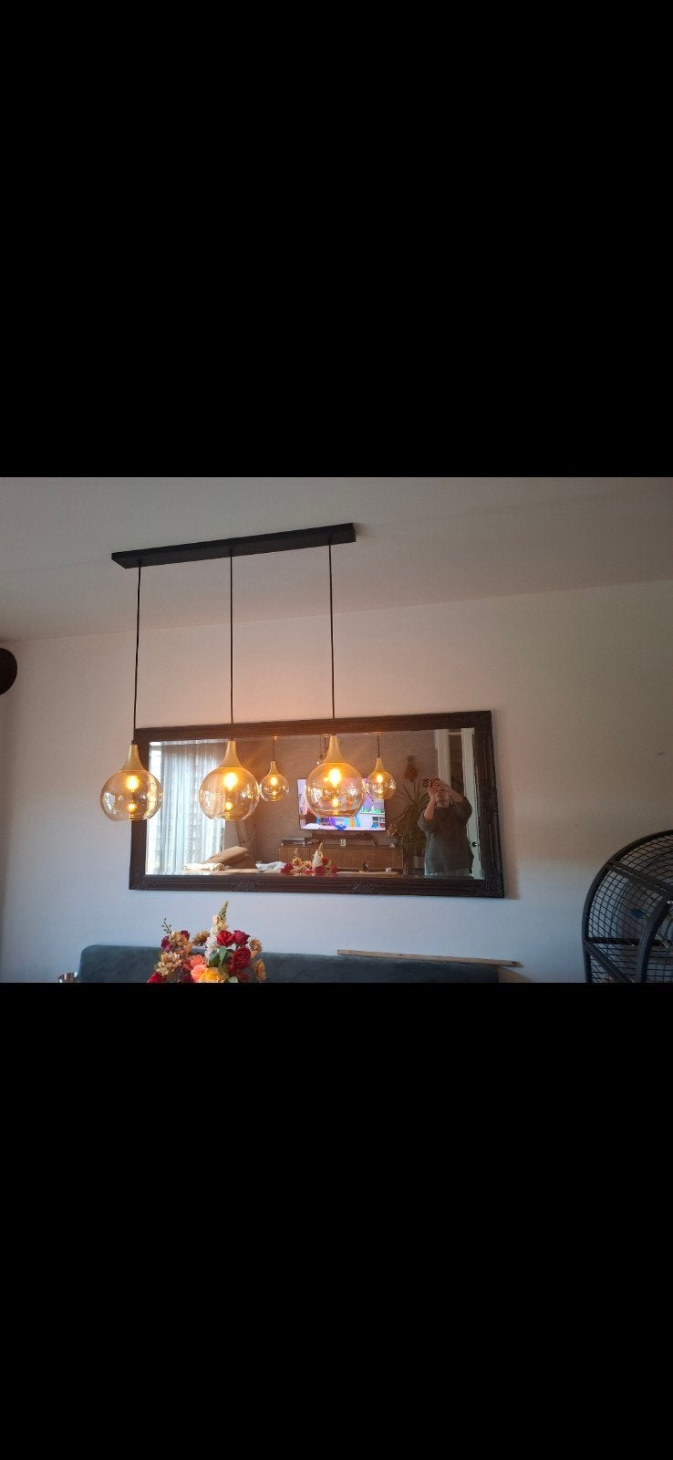 Moderne hanglamp met 5 amberkleurige glazen bollen, Ophalen, Modern, Industrieel, E27 (groot), Zo goed als nieuw