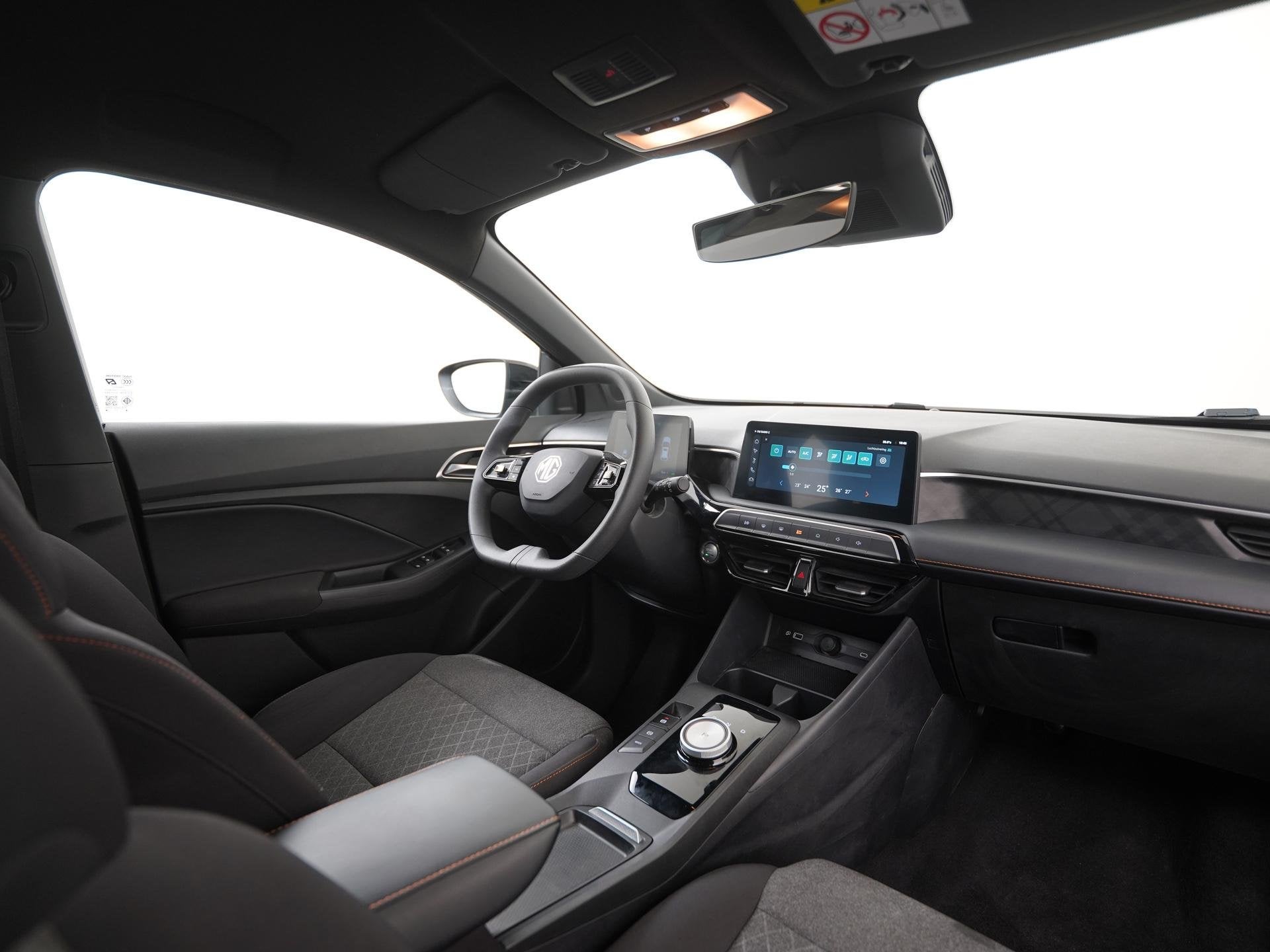 MG MG3 Hybrid+ 1.5 Hybrid+ Comfort | Camera | Navi | Carplay, Auto's, MG, Stof, 4 cilinders, Zwart, Bedrijf