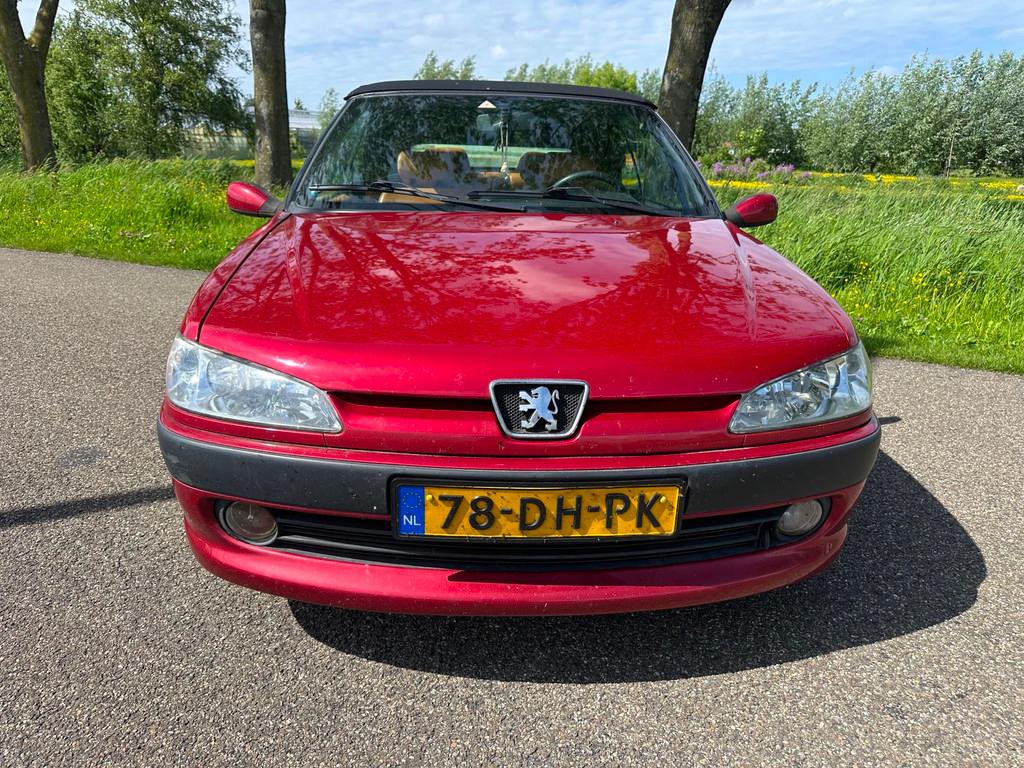 Peugeot 306 Cabriolet 1.6|lang apk|rijdt goed|loop of sloop, Auto's, Peugeot, Gebruikt, 4 cilinders, Cabriolet, 4 stoelen