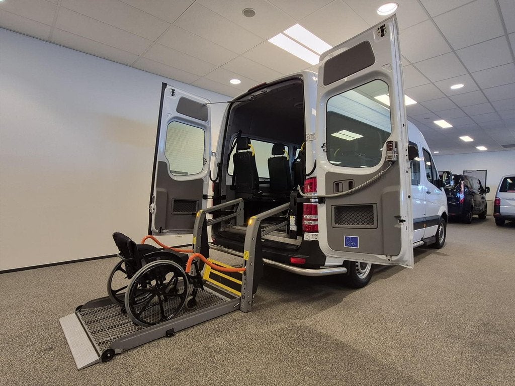 Mercedes Sprinter L2H2 Rolstoelbus Groepsvervoer Automaat, Automaat, 12 maanden, Stof, Gebruikt
