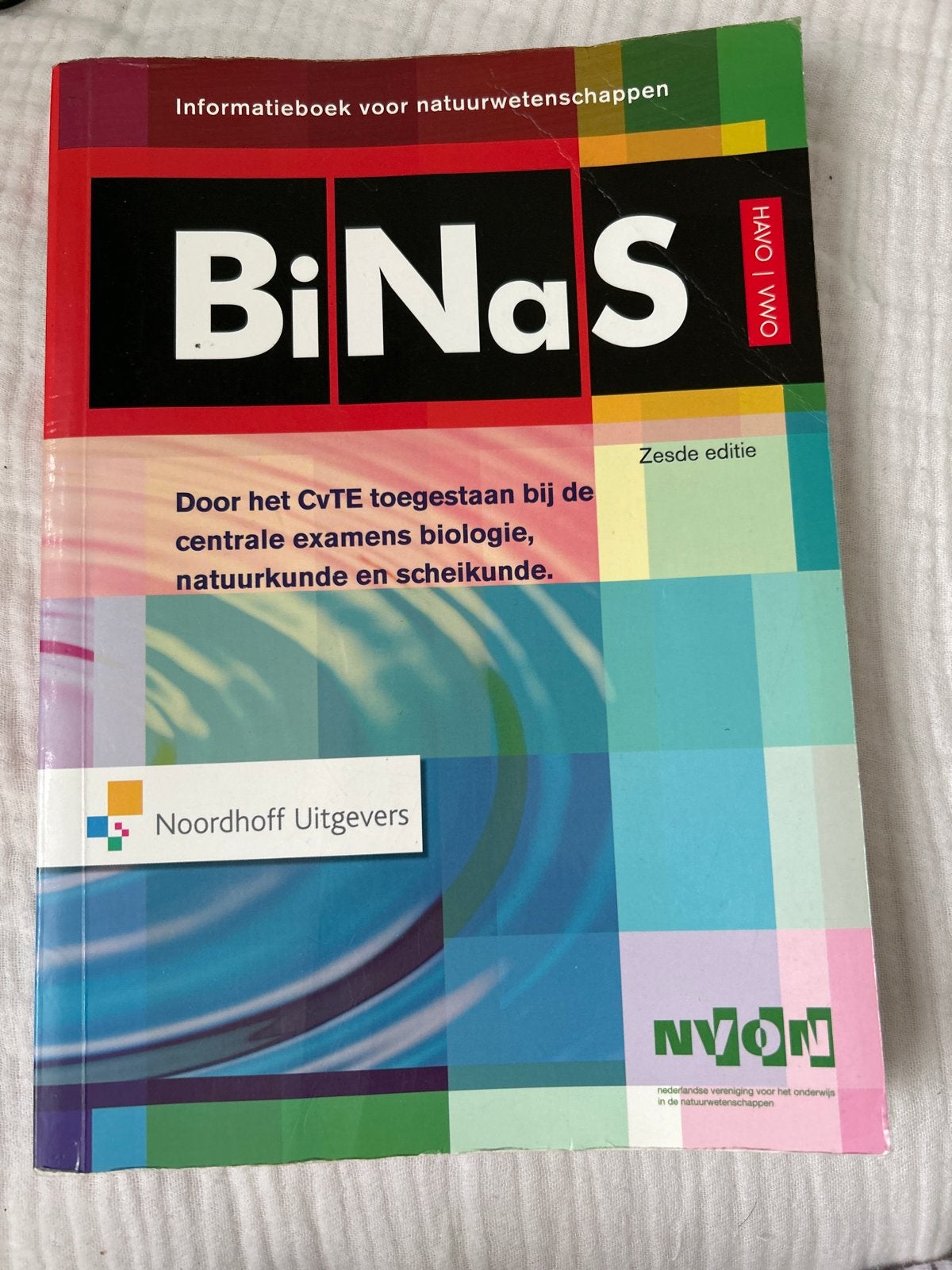 BiNaS HAVO/VWO Zesde editie - Informatieboek natuurwetenscha, Boeken, Schoolboeken, Ophalen of Verzenden, Zo goed als nieuw, HAVO