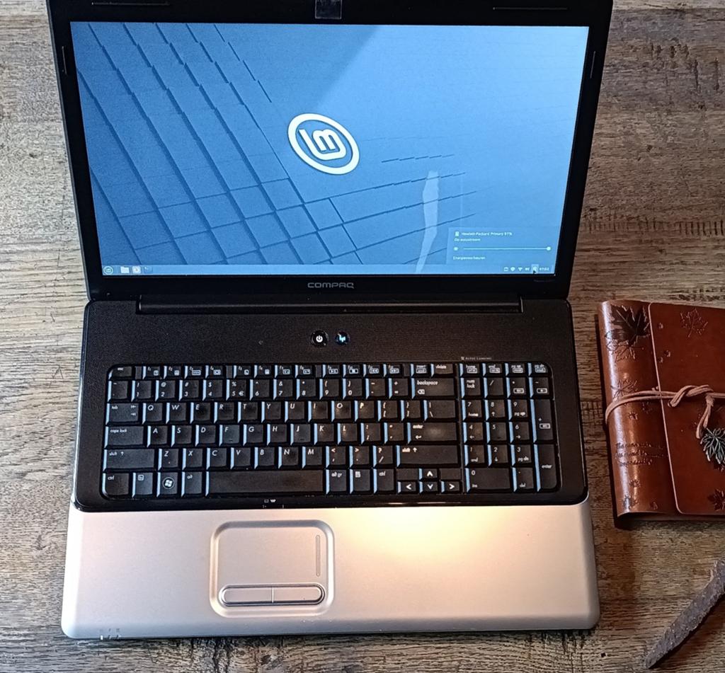 Linux mint cinnamon+ refurbished 17inc💻 +snelle Ssd, Computers en Software, Besturingssoftware, Ophalen, Refurbished