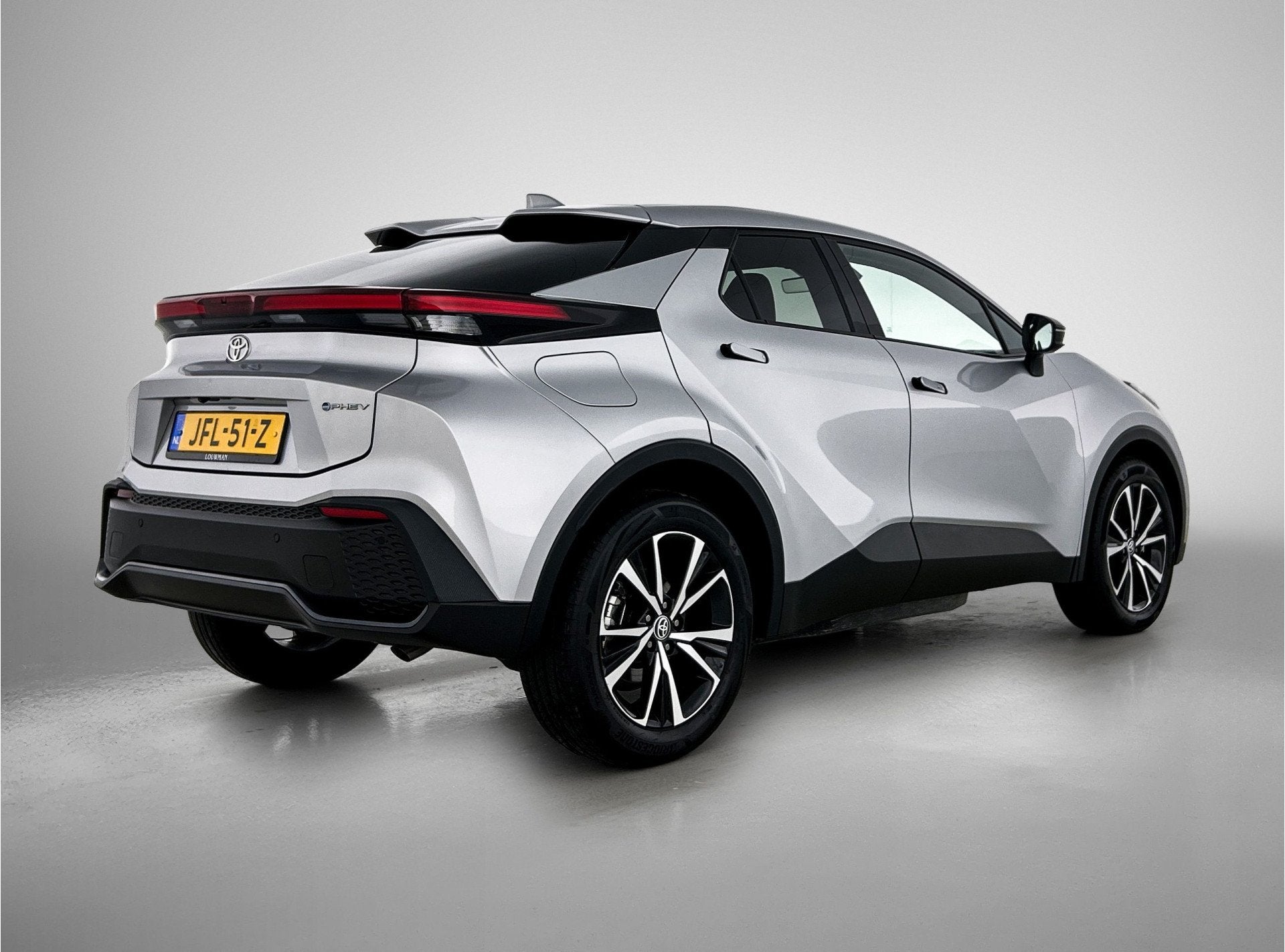 Toyota C-HR 2.0 Plug-in Hybrid 220 Dynamic | BTW voertuig |, Stof, 4 cilinders, Bedrijf, Hybride Elektrisch/Benzine