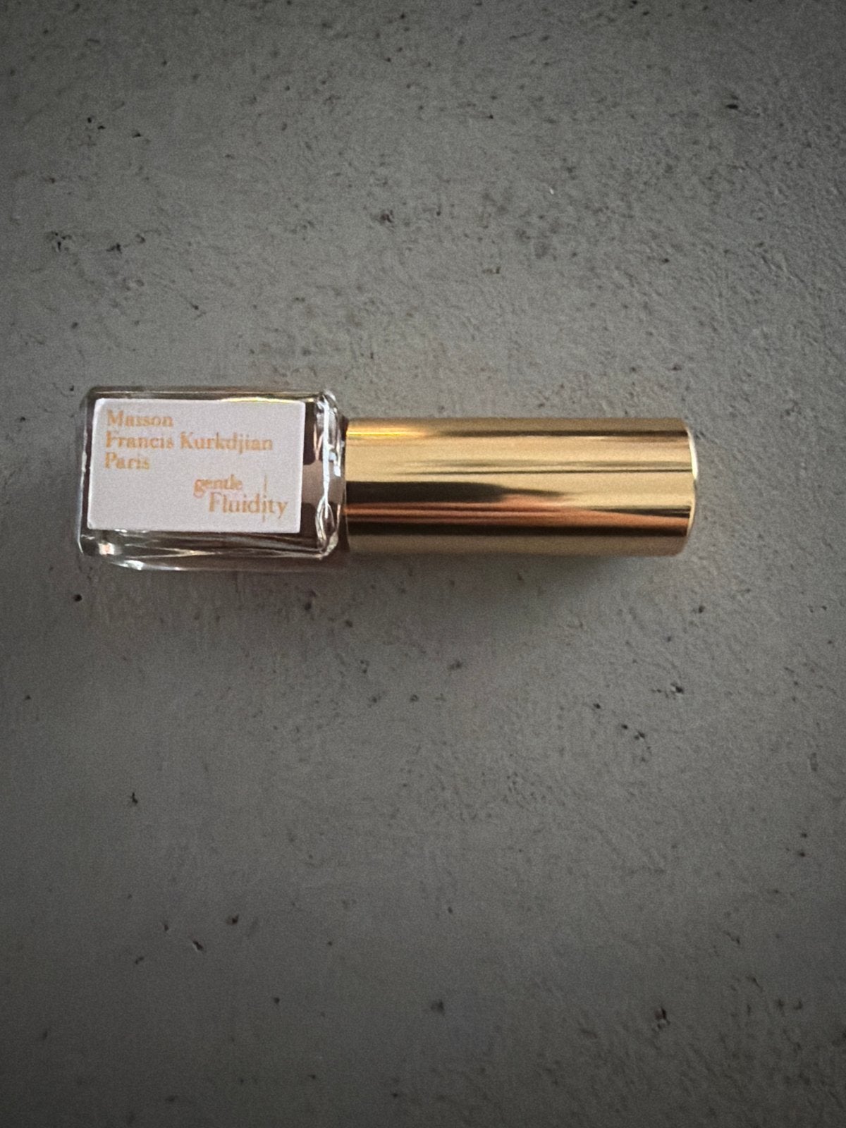 Maison Francis Kurkdjian Gentle Fluidity Gold 5ml Parfum, Sieraden, Tassen en Uiterlijk, Uiterlijk | Parfum, Ophalen of Verzenden