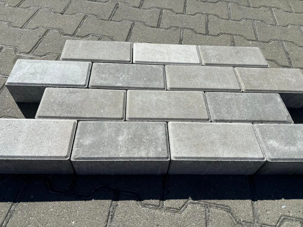 Restantpartij Betonklinkers, Klinkers, Nieuw, Ophalen of Verzenden, 10 m² of meer