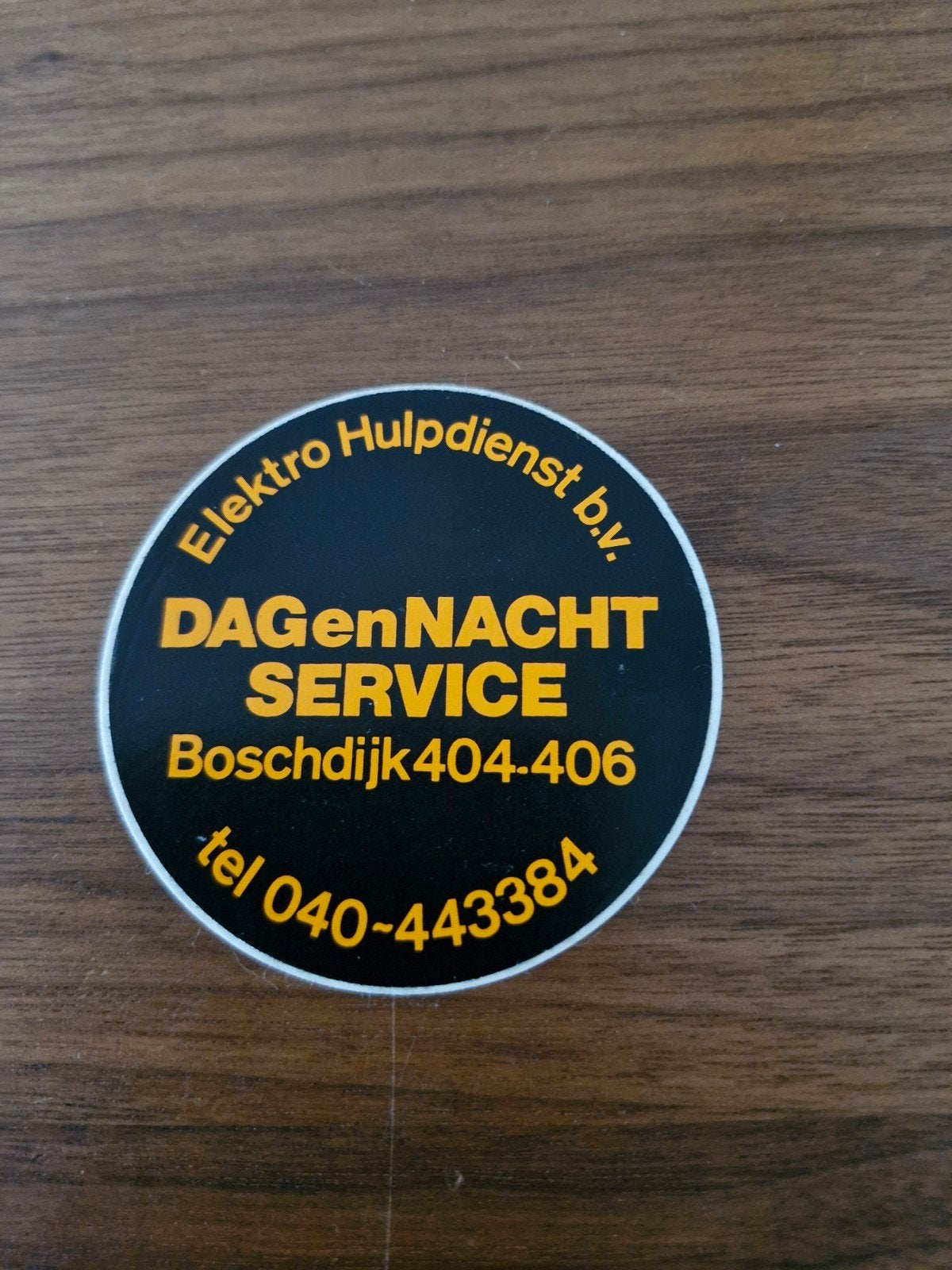 9151  Sticker Elektro Hulpdienst b.v. Dagen Nacht Service, Ophalen of Verzenden, Gebruikt, Bedrijf of Vereniging