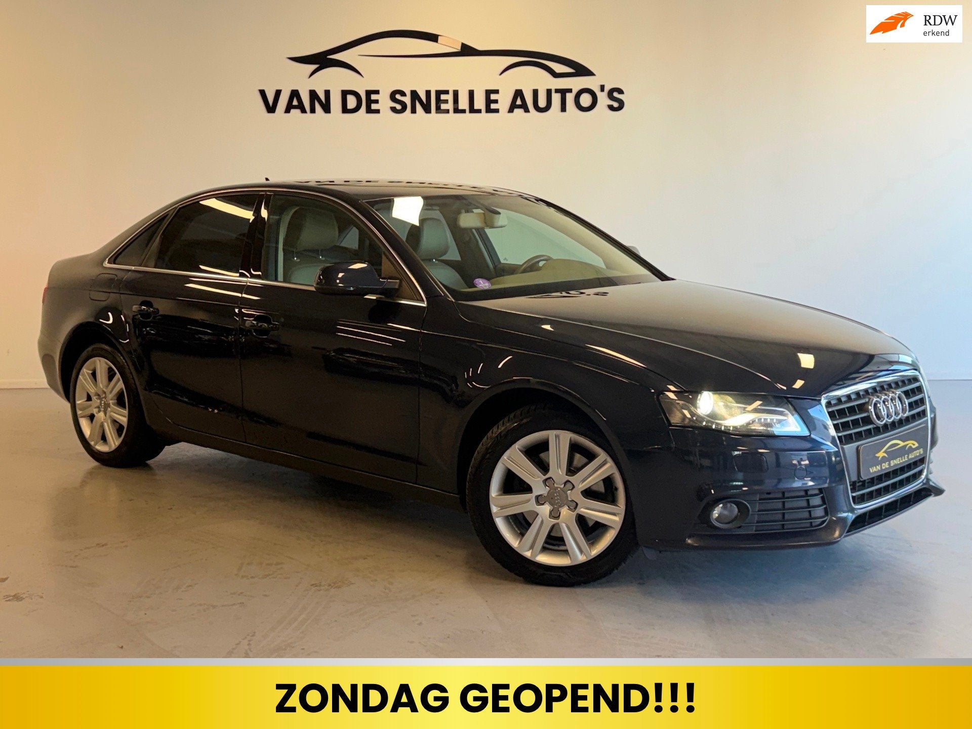 Audi A4 Limousine 1.8 TFSI Pro Line Business BIXENON/LED/PDC, Auto's, Euro 5, Gebruikt, 4 cilinders, Blauw