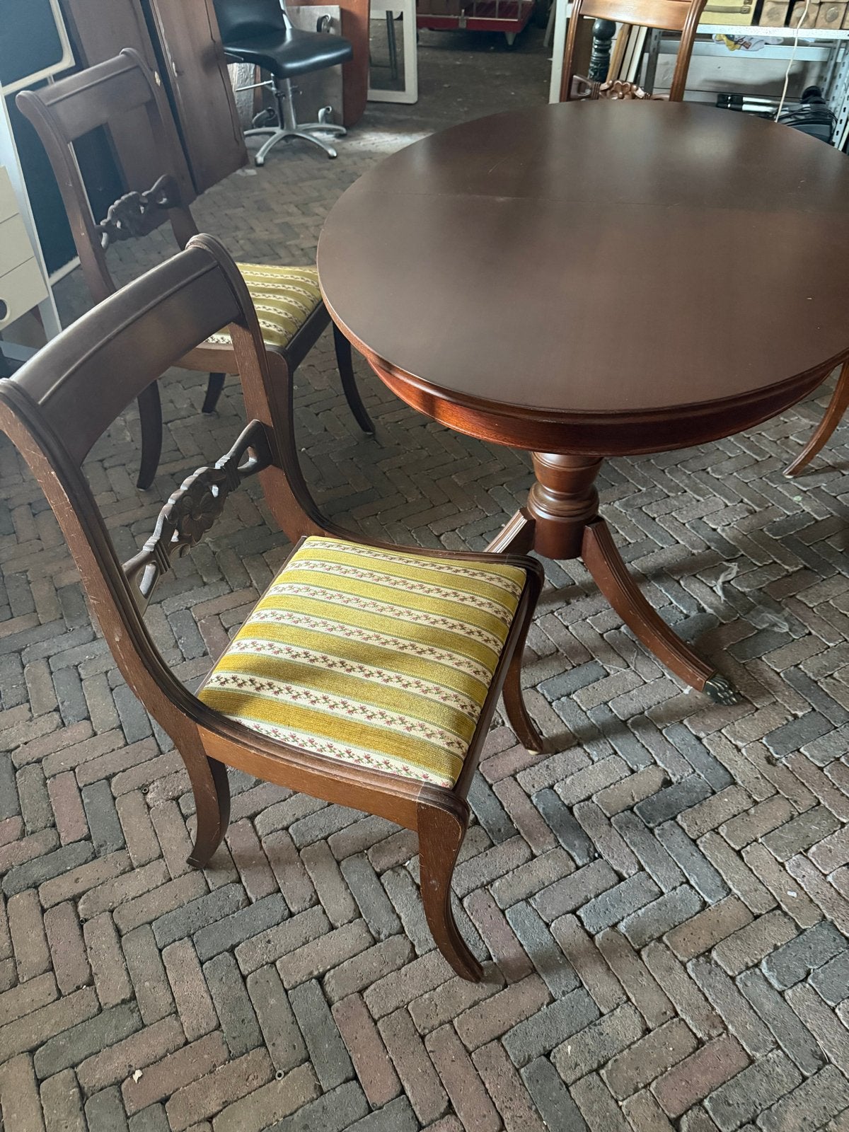Antieke eettafel met 4 stoelen, Antiek en Kunst, Antiek | Meubels | Tafels, Ophalen of Verzenden