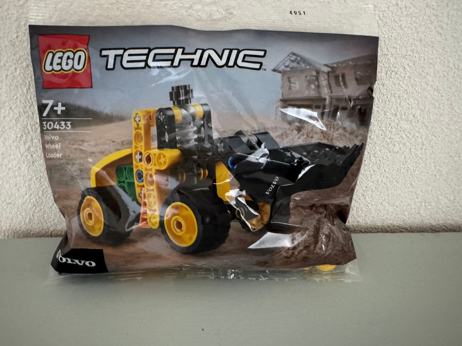 Nieuw LEGO Technic Volvo Wiellader 30433 7+