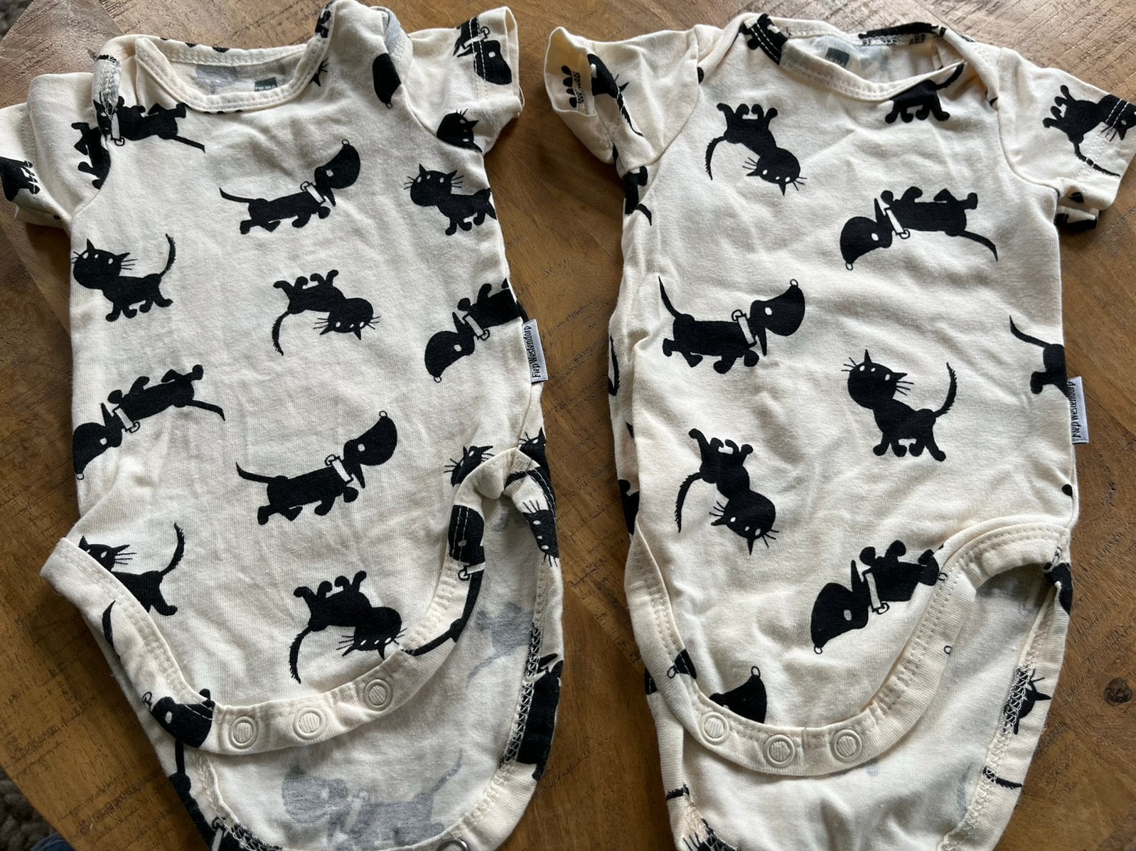 2 hema rompers takkie/ siepie rompers maat 50/56 nieuw, Ophalen of Verzenden, Nieuw, Jongetje of Meisje, Nacht- of Onderkleding