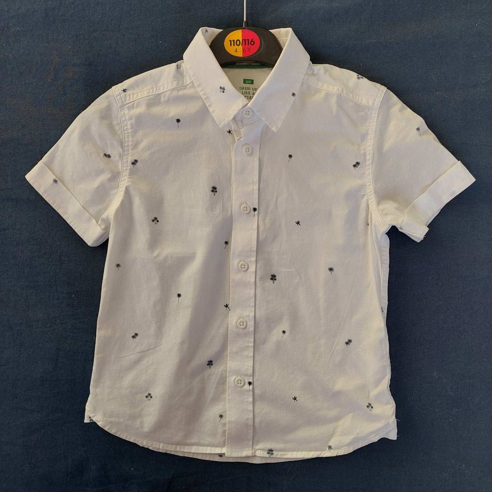 Witte blouse met korte mouwen palmbomen WE maat 110-116, Gebruikt, WE, Overhemd of Blouse, Ophalen of Verzenden