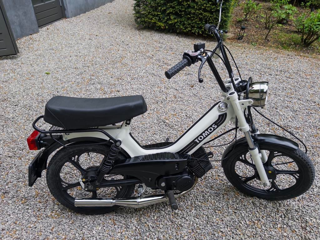Tomos a3 helemaal opgeknapt 50cc Geel Kenteken, Fietsen en Brommers, Brommers | Tomos, Ophalen, Zo goed als nieuw, Standard