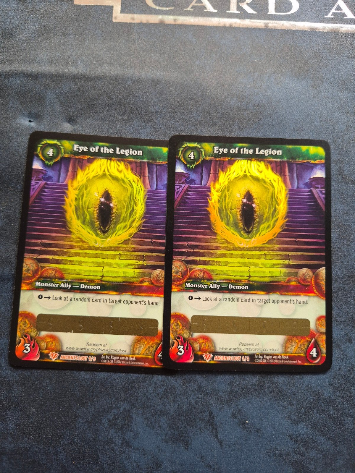 2x Eye of the Legion loot WoW TCG kaarten - Monster Ally, Hobby en Vrije tijd, Verzamelkaartspellen | Overige, Ophalen, Gebruikt
