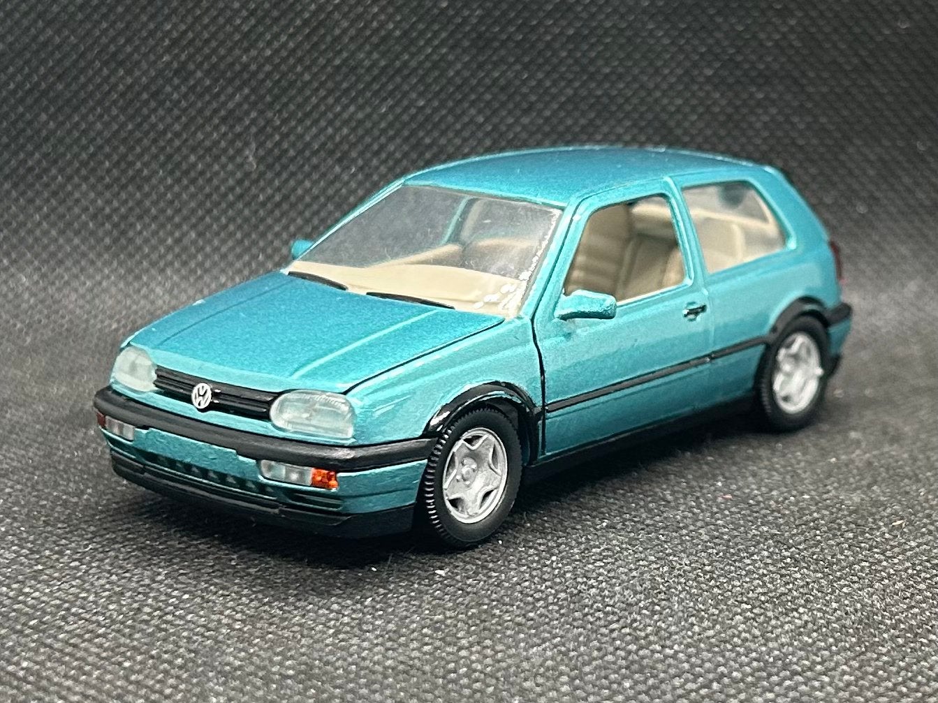 Schabak Volkswagen Golf 3 1:43, Hobby en Vrije tijd, Modelauto's | 1:43, Verzenden, Zo goed als nieuw, Auto, Overige merken