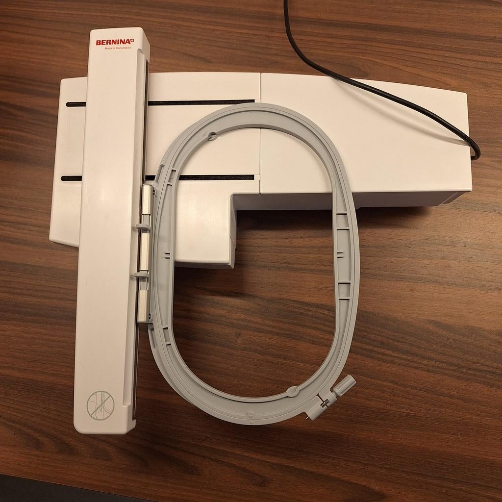 Bernina borduurmodule S - Zo goed als nieuw, Hobby en Vrije tijd, Borduren en Borduurmachines, Ophalen of Verzenden, Zo goed als nieuw