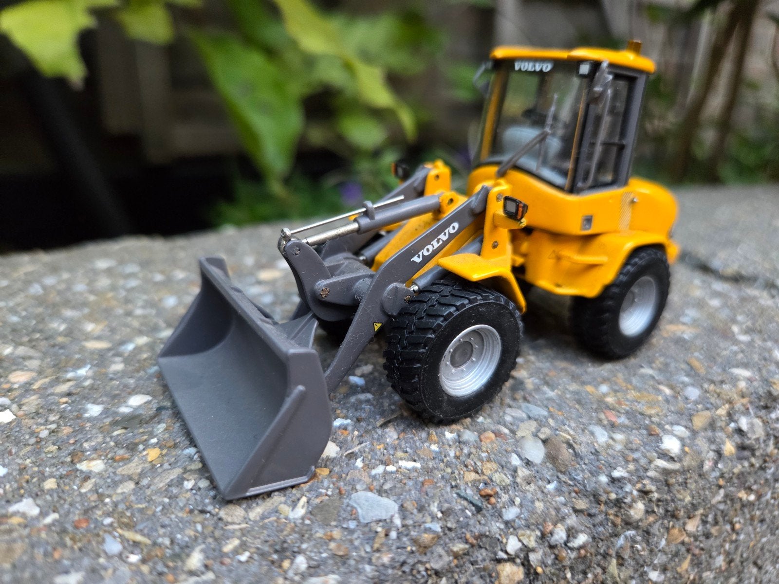 Volvo L35B Shovel, Ophalen of Verzenden, Bus of Vrachtwagen