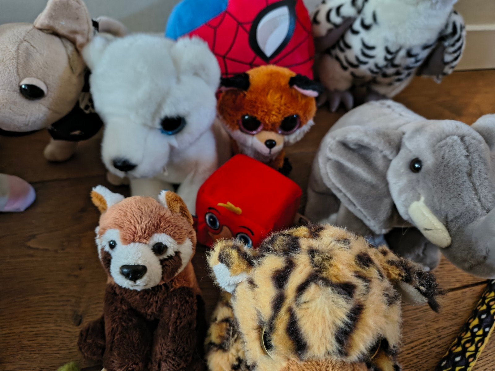 Grote partij van 21 diverse knuffels - Zo goed als nieuw, Kinderen en Baby's, Disney, Ophalen of Verzenden, Klein (minder dan 20 cm)