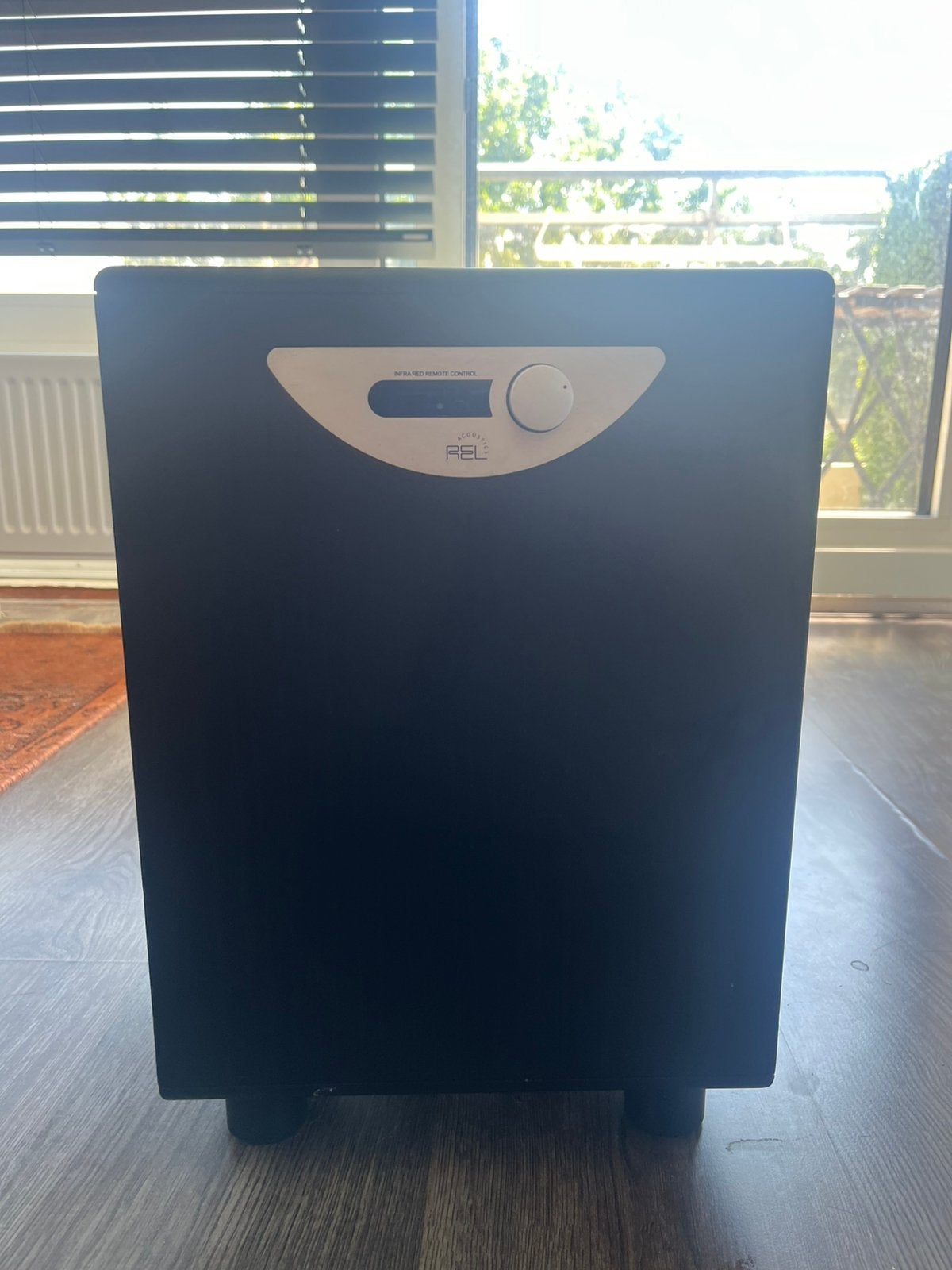 REL Acoustics Stampede Active Subwoofer, Audio, Tv en Foto, Luidsprekers, Ophalen, Zo goed als nieuw