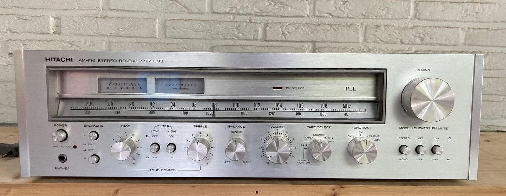 Prachtige Hitachi SR-803 Receiver uit 1978 (2x 50W), Zo goed als nieuw, Ophalen, Overige merken, Minder dan 60 watt