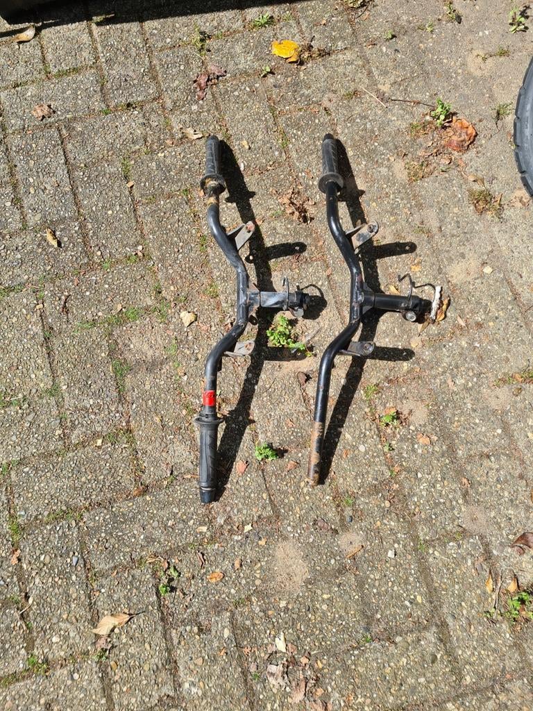 Beta ark stuur, Fietsen en Brommers, Brommeronderdelen | Scooters, Ophalen of Verzenden, Gebruikt, Kap, Beta