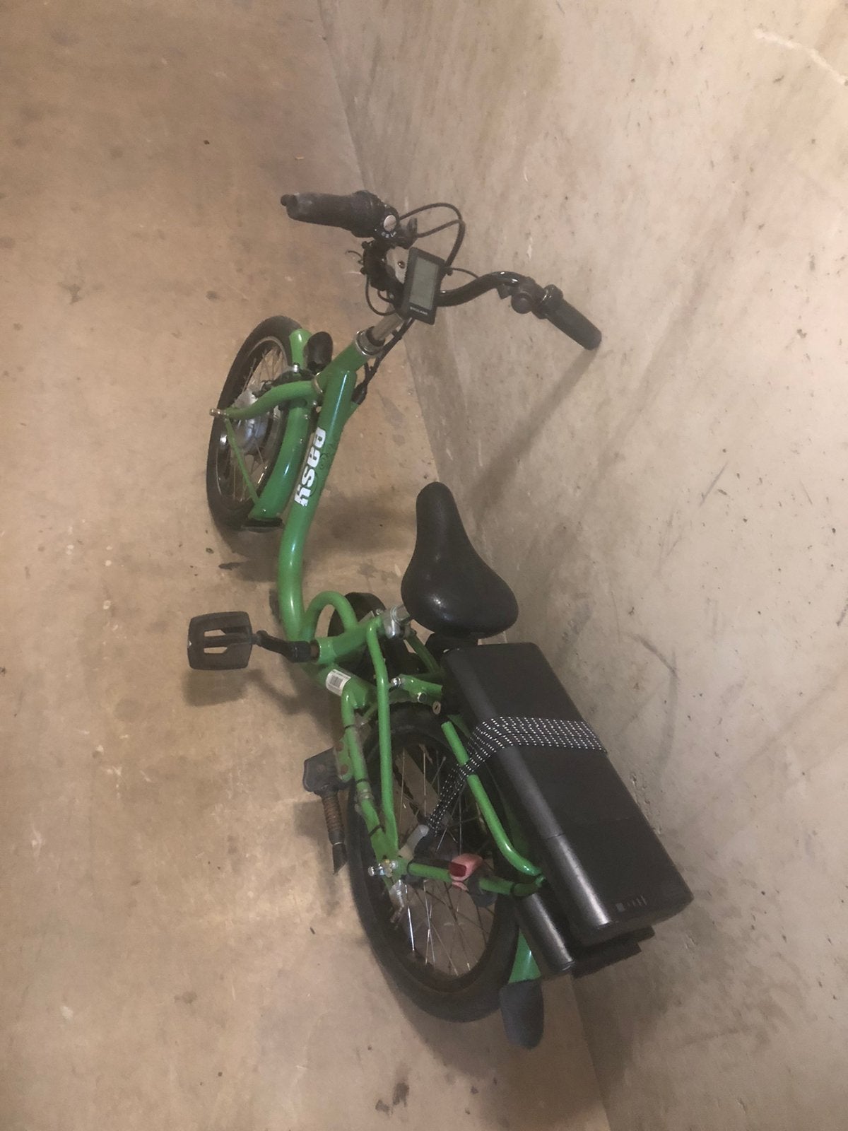 Kinderen electrisch fiets, Ophalen of Verzenden, Zo goed als nieuw, 1 kind