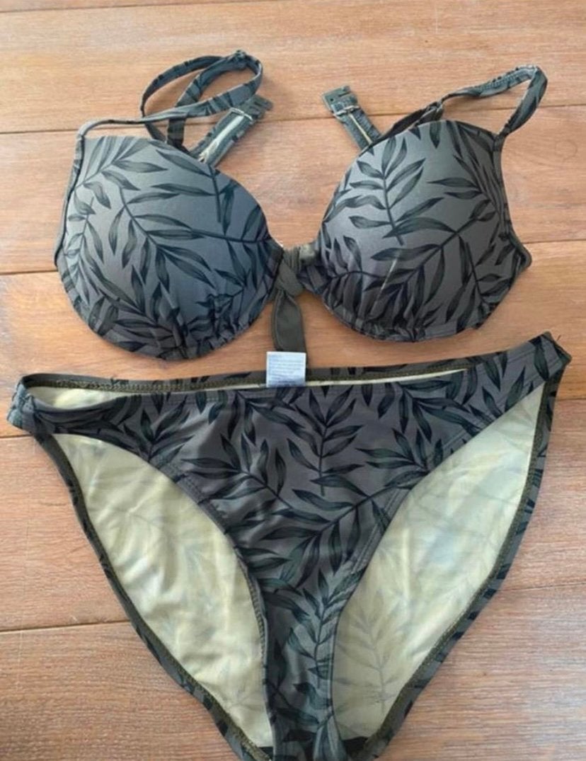 Bikini van zeeman, maat 40, Ophalen of Verzenden, Gedragen, Groen, Bikini