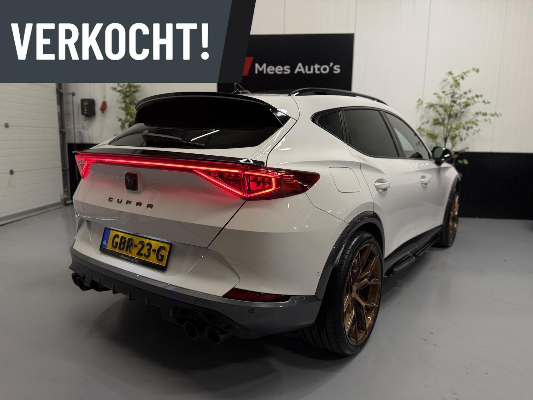 CUPRA Formentor VZ 2.0 TSI 4DRIVE 460PK|Pano|Leer|Custom|20", Auto's, Automaat, 4 cilinders, Wit, Leder