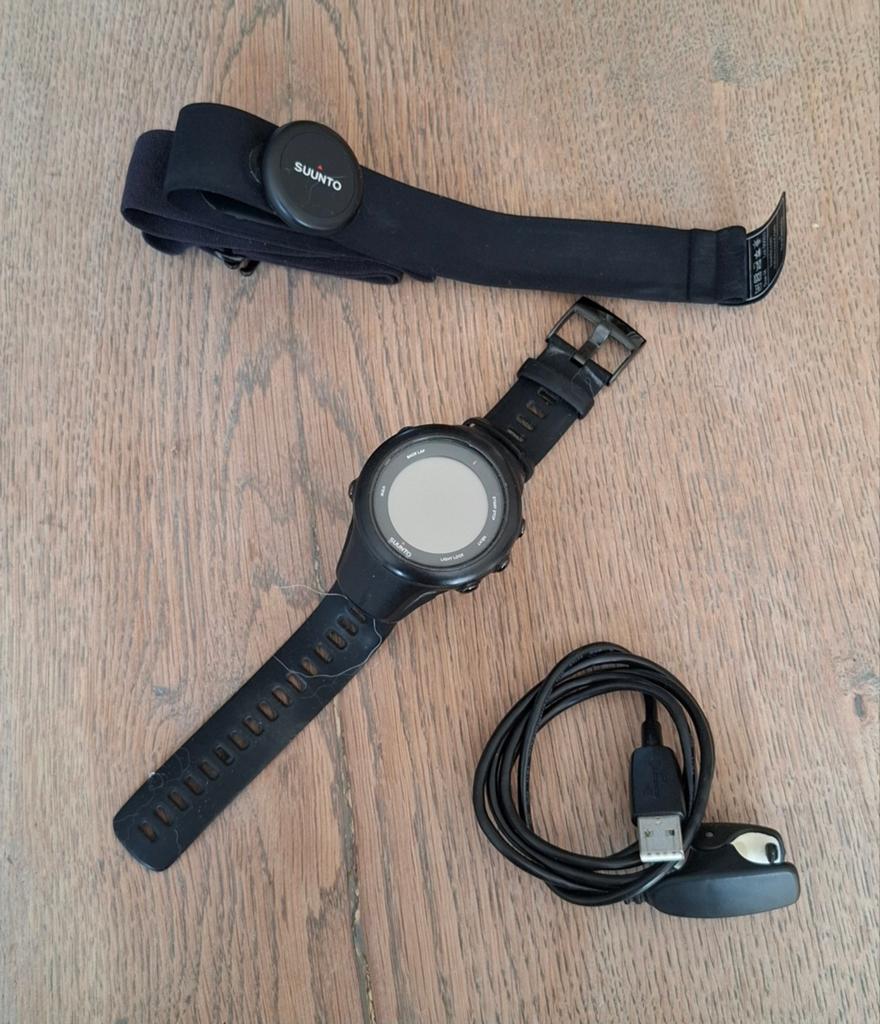 Suunto Ambit3 Sport GPS Horloge met Hartslagmeter, Ophalen of Verzenden, Zo goed als nieuw, Suunto, Waterdicht