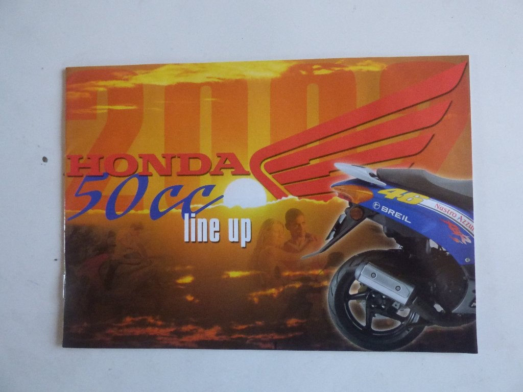 HONDA FOLDER SCOOTER & BROMFIETS MODELLEN 2002, Ophalen of Verzenden, Zo goed als nieuw