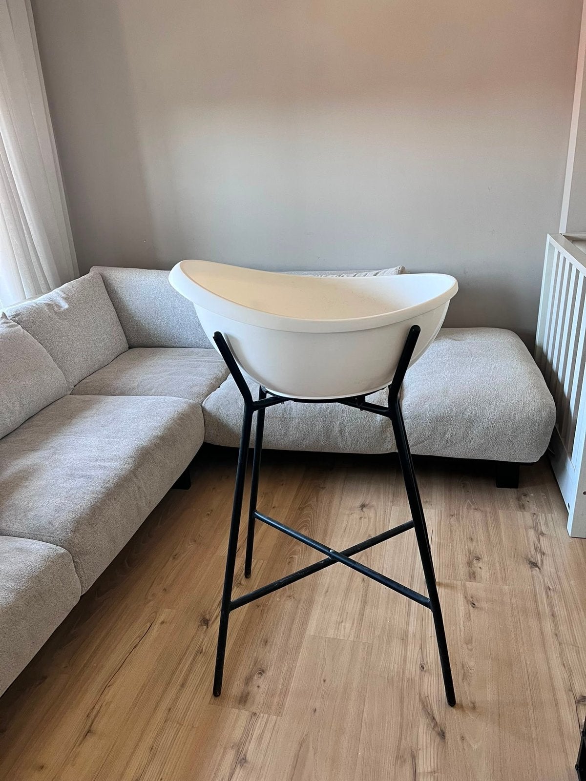 Babybadje met standaard - Wit, Ophalen, Zo goed als nieuw, Badje, Overige merken