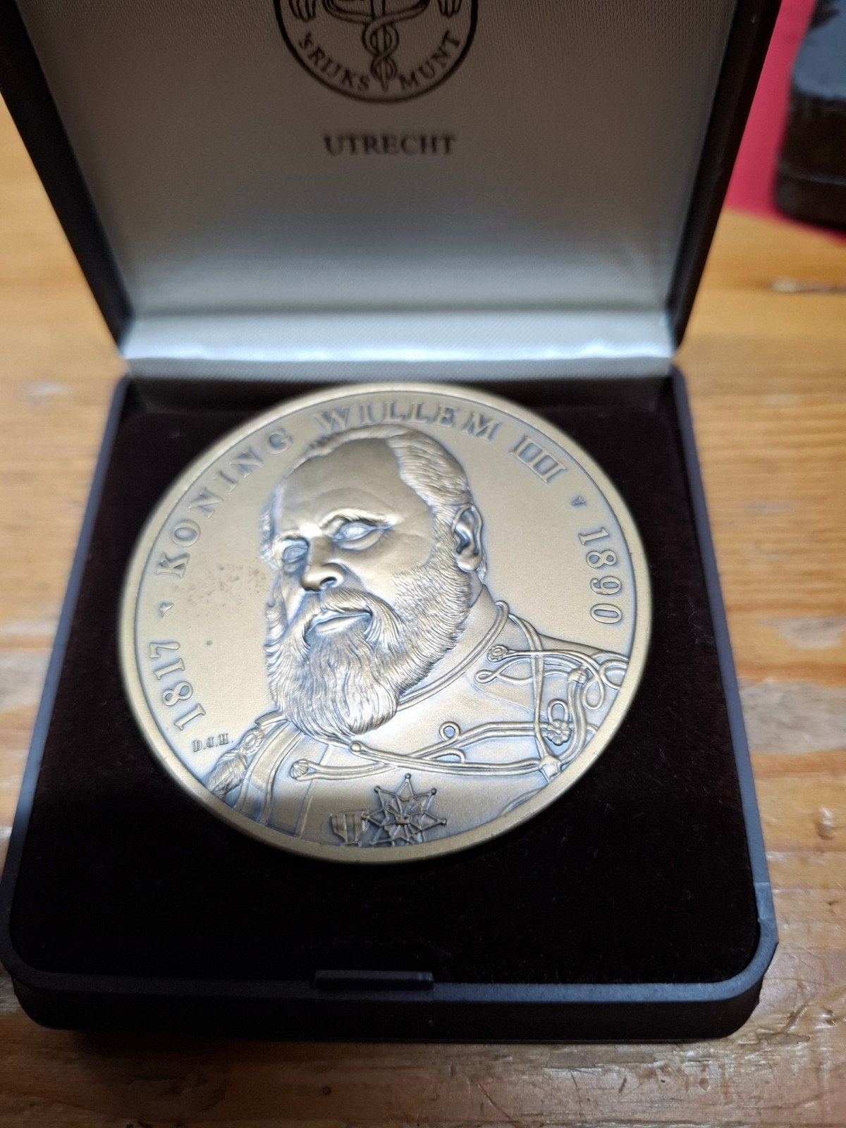 Herdenkingsmunt Koning Willem III - F. Rijks Munt Utrecht, Postzegels en Munten, Ophalen of Verzenden, Brons, Nederland