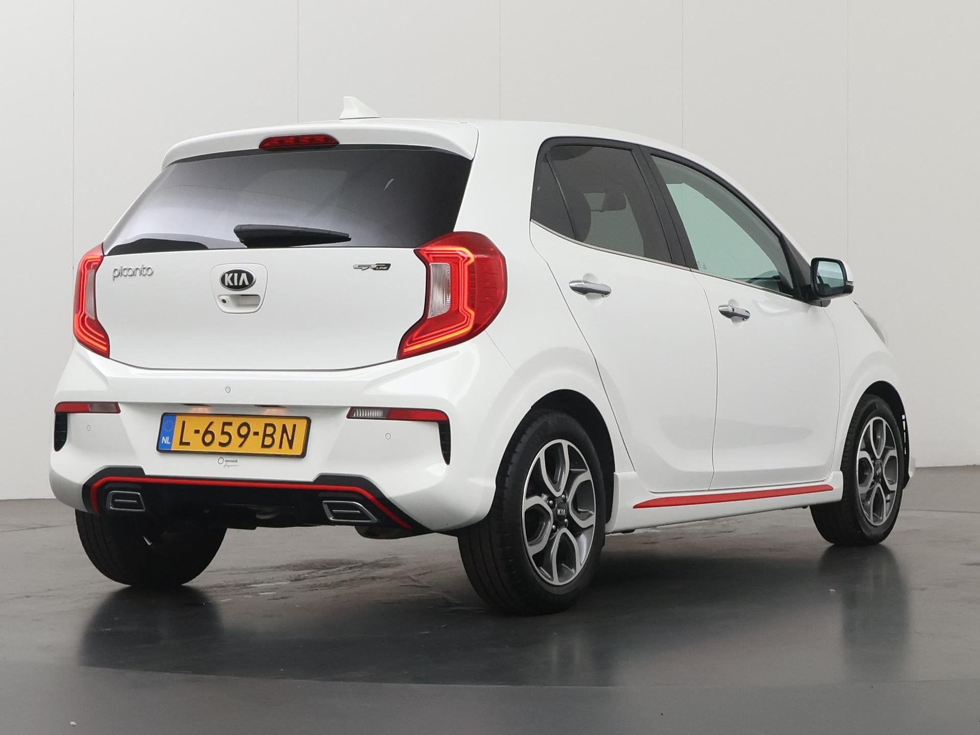 Foto 2 van Kia Picanto 1.0 DPi GT-Line | Navigatie | Parkeercamera | Le