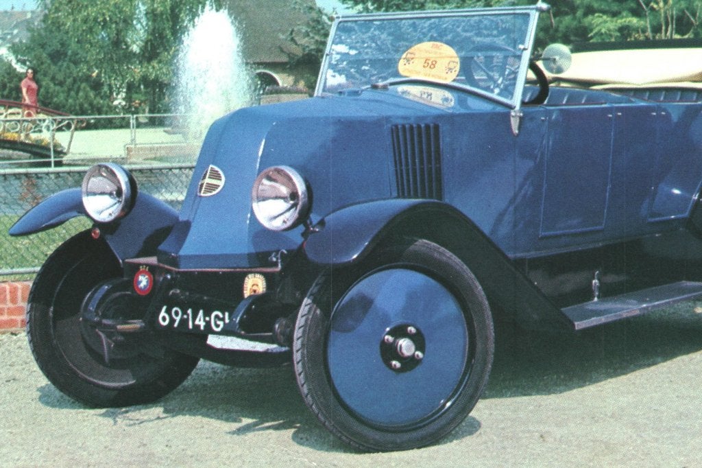 805516	Auto Citroen 1923	1973	Gelopen met postzegel, Ophalen of Verzenden, 1960 tot 1980, Gelopen, Voertuig
