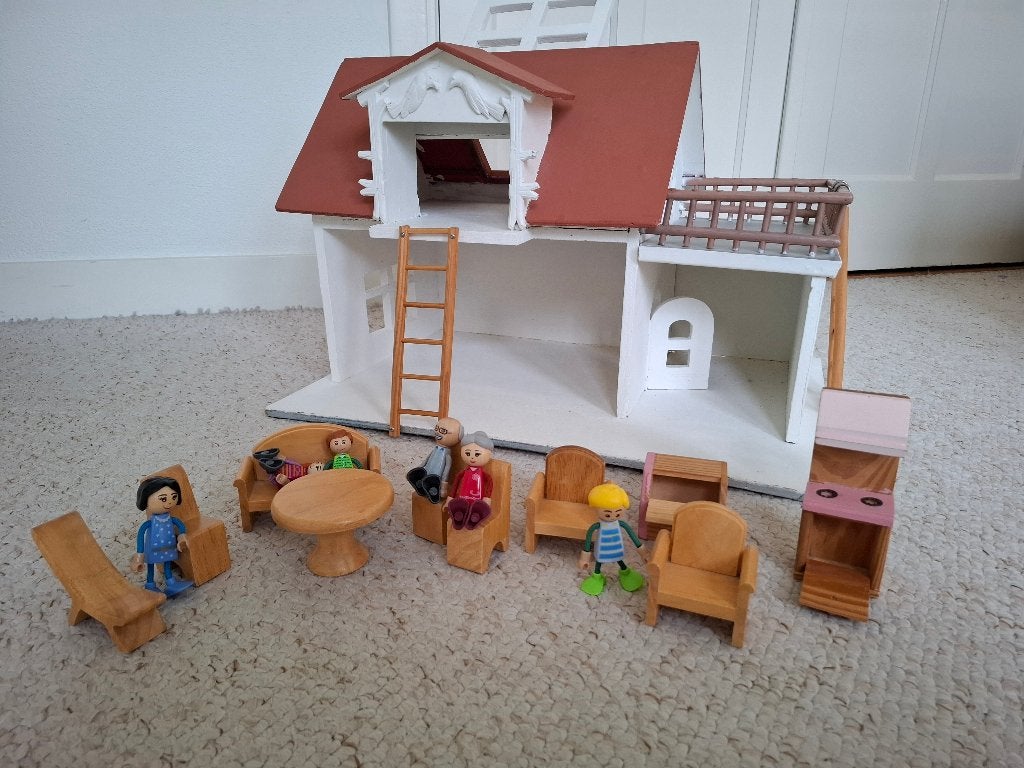 Poppenhuis handgemaakt, Ophalen of Verzenden, Gebruikt, Poppenhuis