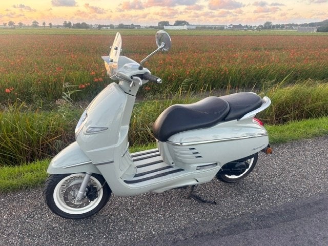 Peugeot Django 45km, 1e eigenaar, zeer netjes, Ophalen, Overige modellen, Maximaal 45 km/u, Zo goed als nieuw