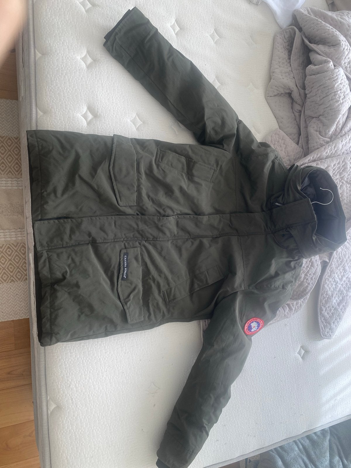 Donkergroene Canada Goose jas - Maat M, Ophalen of Verzenden, Gedragen, Maat 38/40 (M), Groen