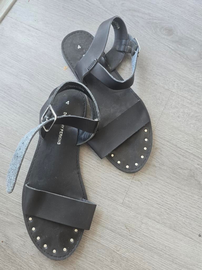 Summer shoes / sandals size 37, Kleding | Dames, Schoenen, Ophalen, Zwart, Sneakers of Gympen, Zo goed als nieuw