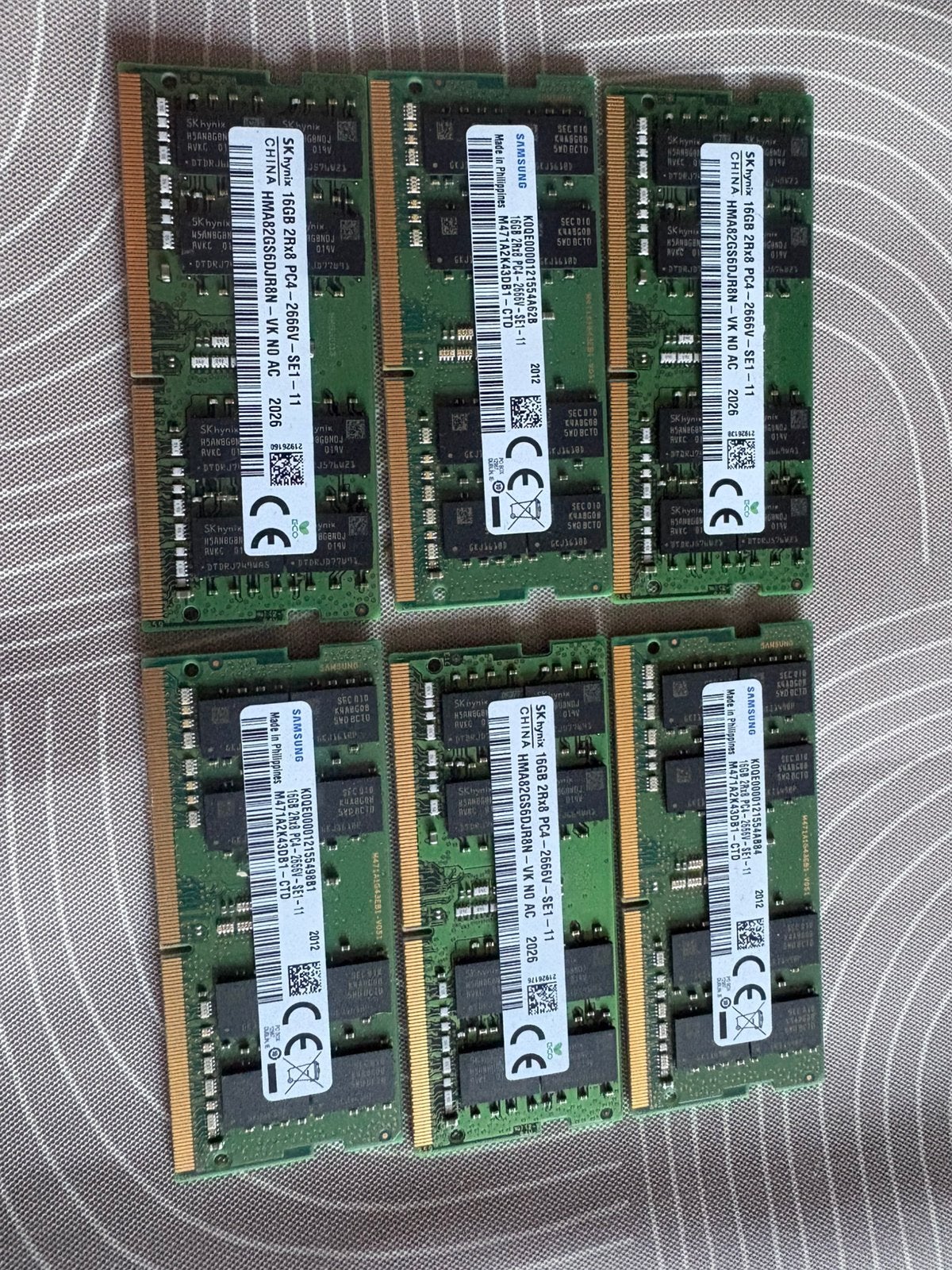 16gb 2rx8 pc4 ddr4 2666v prijs per stuk 6 op voorraad, DDR4, Ophalen of Verzenden, Zo goed als nieuw, Desktop