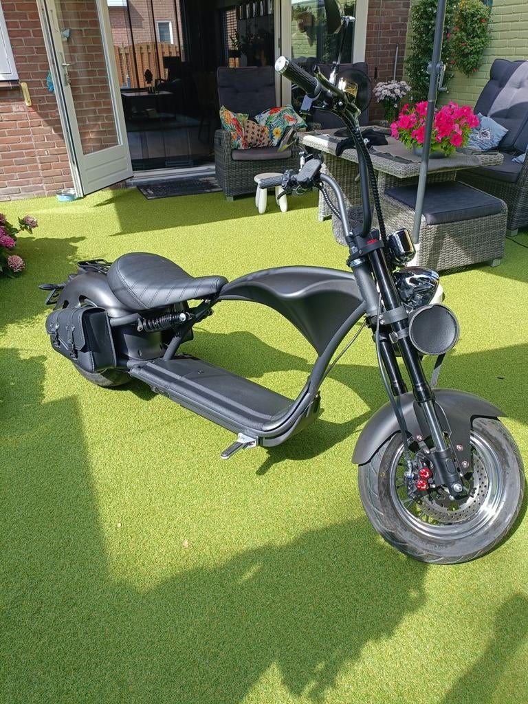 Mango Steen E-Chopper - Elektrische Scooter, Ophalen, Zo goed als nieuw, Maximaal 45 km/u, Mango Steen