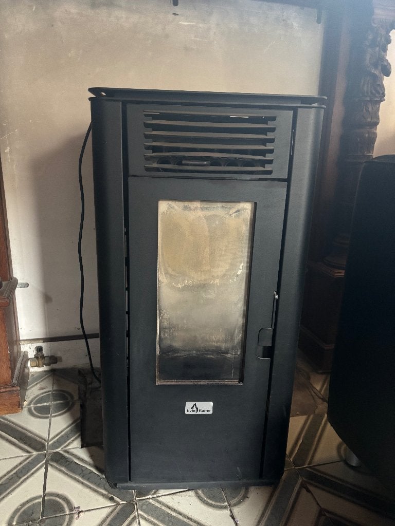 Pelletkachel 8kW plus 100 zakken (15kg) pellets, Ophalen, Gebruikt, Overige brandstoffen, Pelletkachel