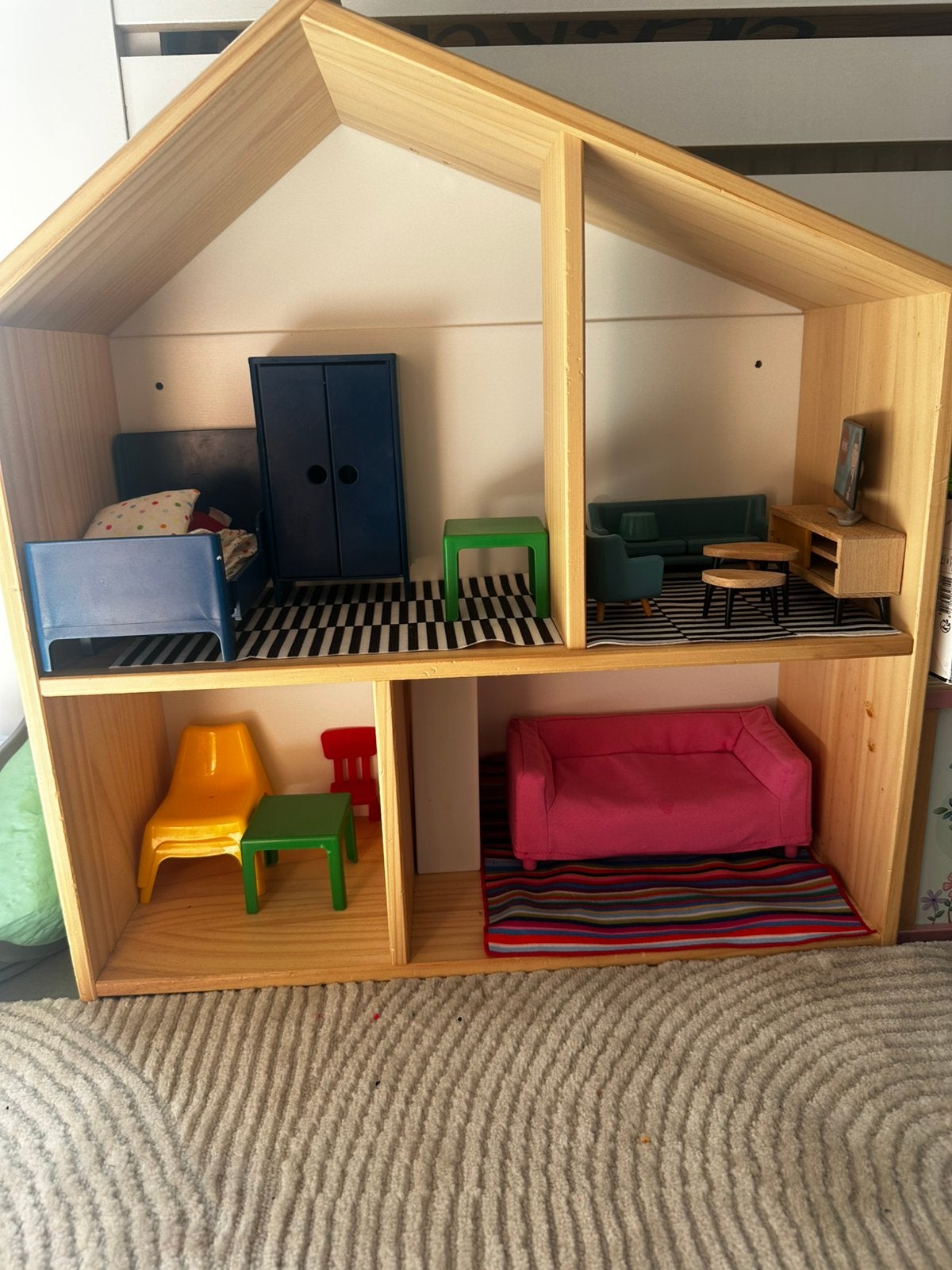 IKEA FLISAT poppenhuis inclusief meubels, Ophalen of Verzenden, Zo goed als nieuw, Hout